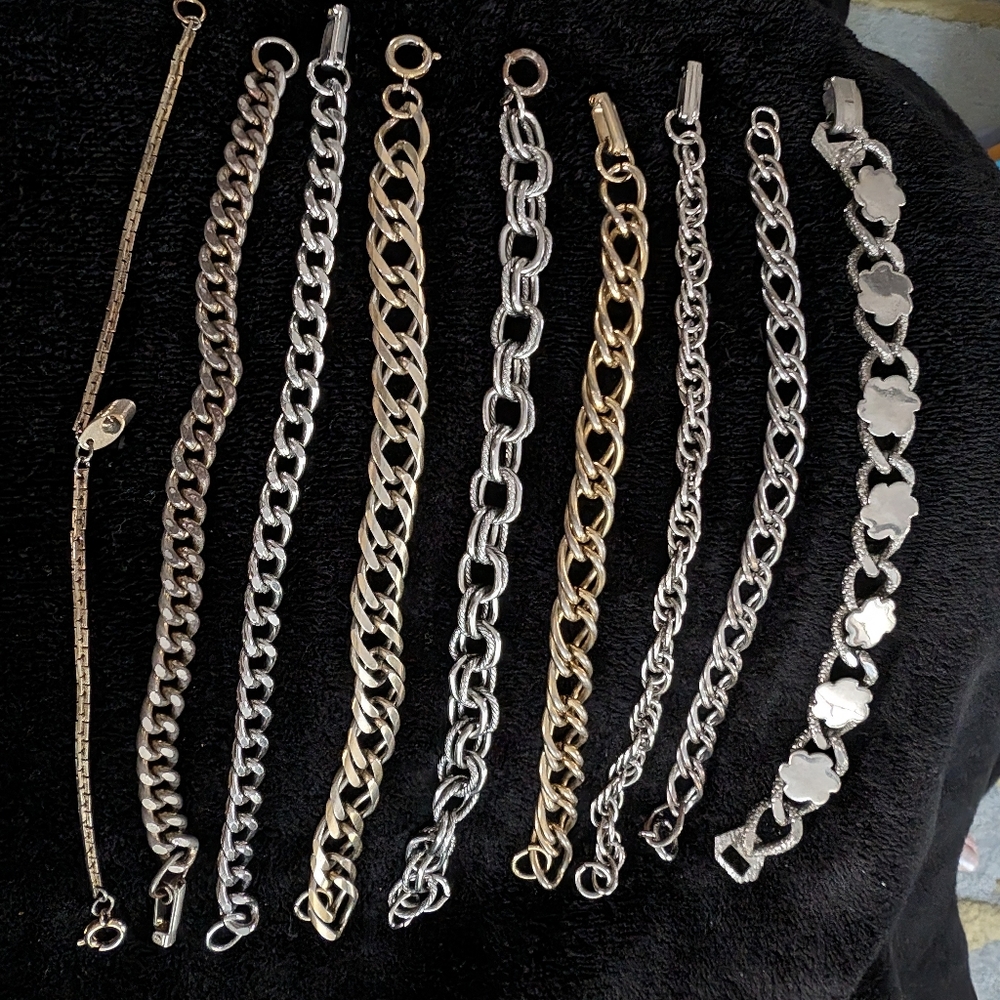 9 mixed charm Bracelets - Picture 2 of 3